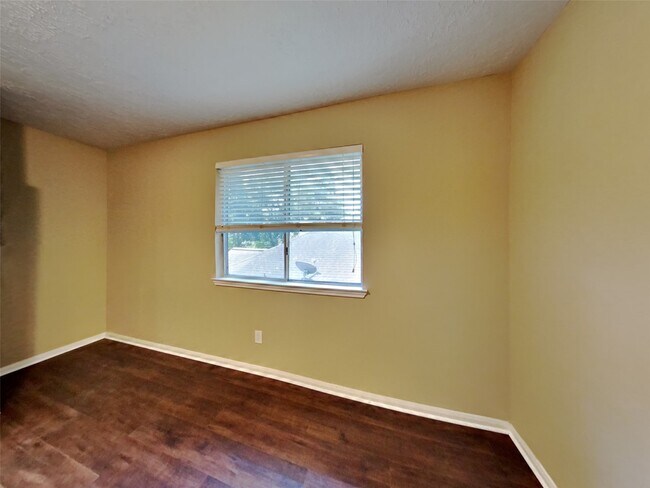 Building Photo - 31106 Perlican Dr