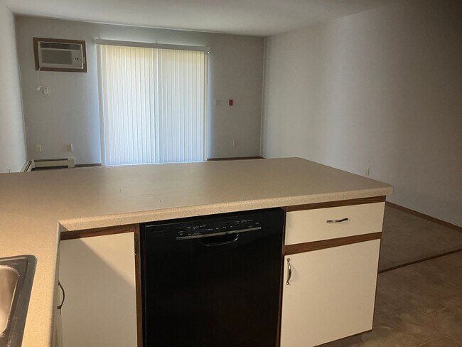 Interior Photo - Beacon Ave Apartments