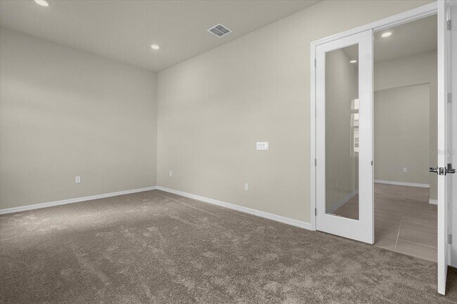 Building Photo - 10411 Pk Ests Ave