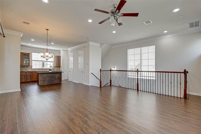 Building Photo - 3216 Clearview Cir