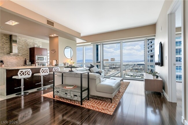 Building Photo - 4471 Dean Martin Dr