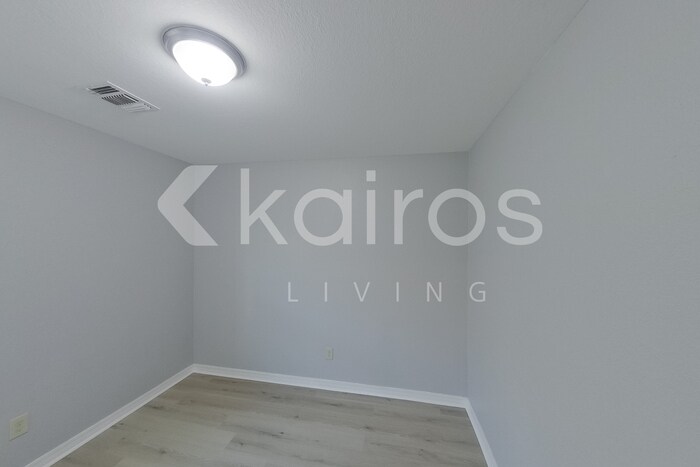 Building Photo - 4506 S Roberts St