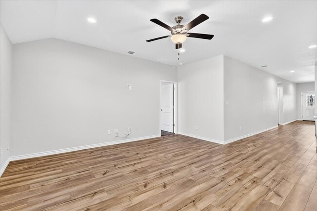 Building Photo - 7230 Tristan Dr