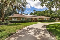 Building Photo - Spacious 4 Bedroom 3 Bath in Southoak