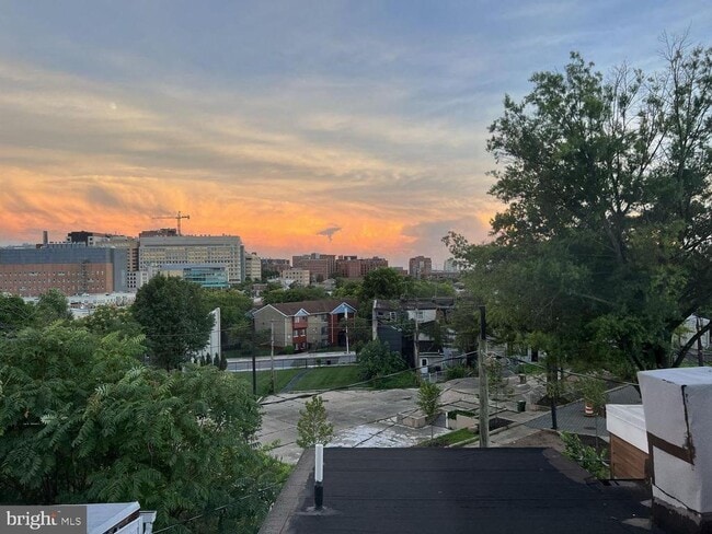 Building Photo - 1607 E Biddle St