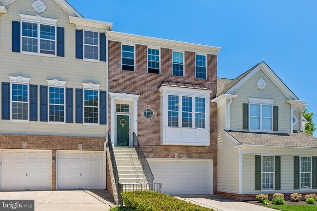 Building Photo - 15 Charter Oak Ct