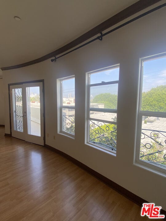 Building Photo - 1862 S Bentley Ave