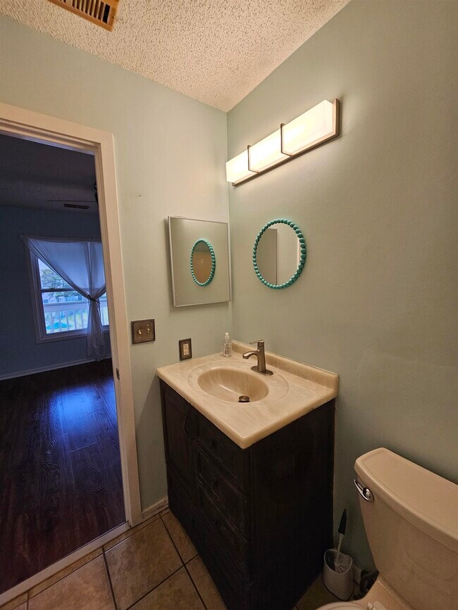 Building Photo - 4489 Little River Inn Ln