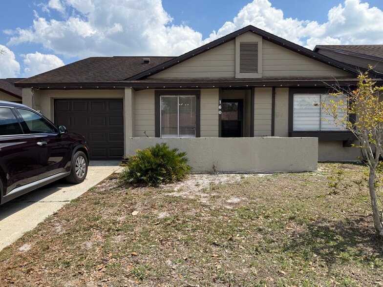 Building Photo - 160 Clear Lake Cir