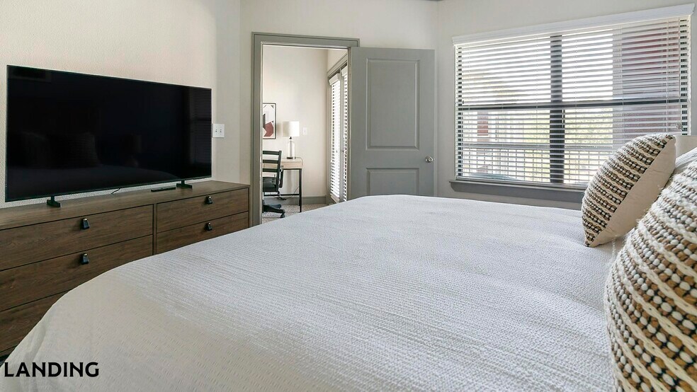 Building Photo - 2539 Spring Cypress Rd