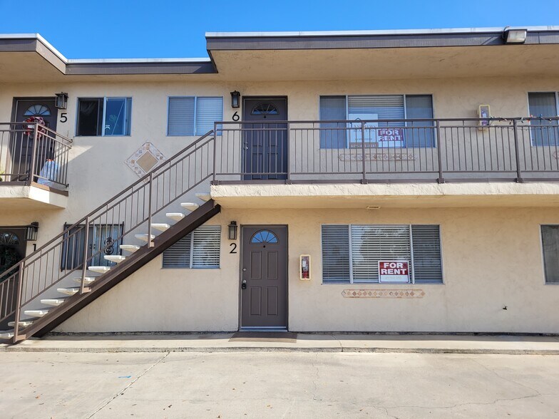 Building Photo - 1301 Hemlock Ave