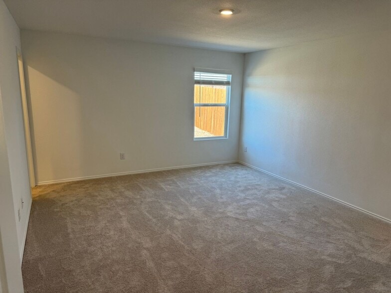 Building Photo - 9001 Thrasher Trl