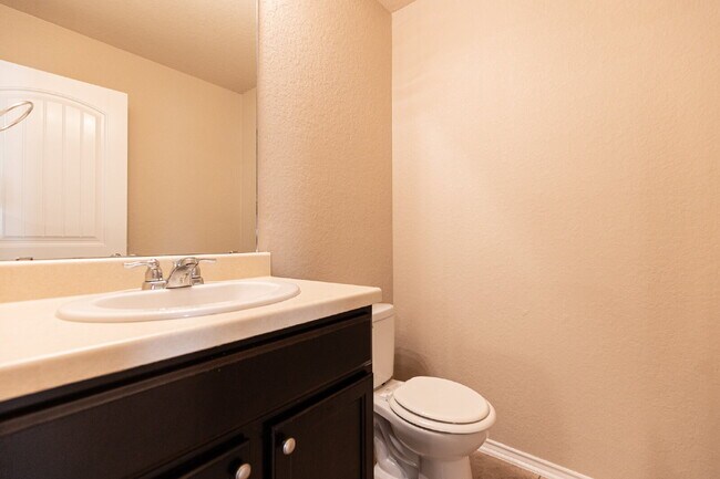 Building Photo - 1411 Frio Eagle