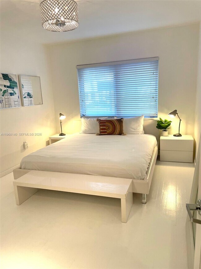 Building Photo - 1616 Euclid Ave