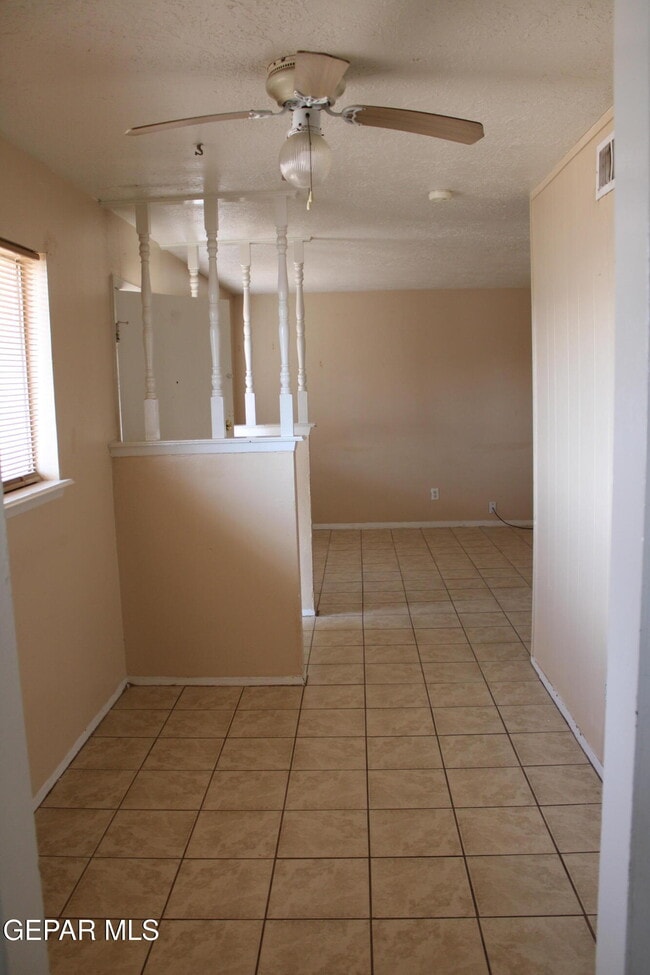 Building Photo - 5817 Blackhawk Dr