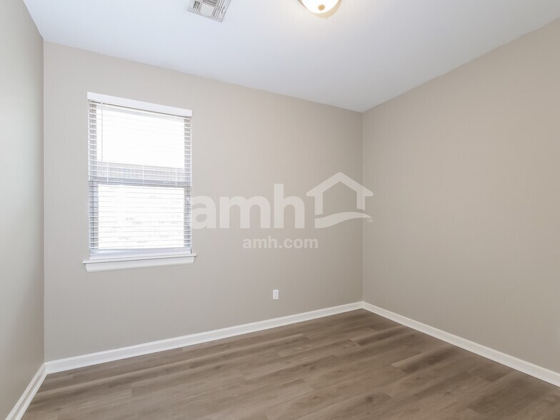 Building Photo - 8308 NW 139th Terrace