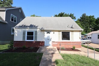 Building Photo - Charming Cape Cod Home in the Heart of Kirkwood!