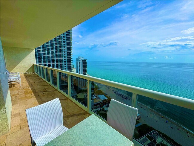 Building Photo - 1800 S Ocean Dr