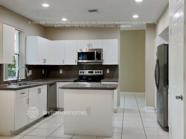 Building Photo - 7780 Highlands Cir