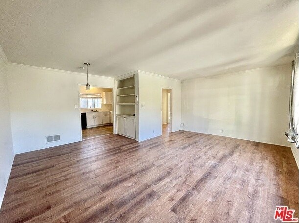 Building Photo - 8420 1/2 Fountain Ave