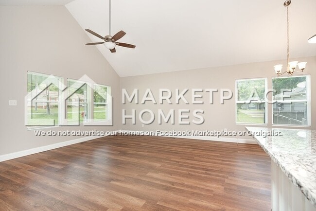 Building Photo - 404 N 13th St