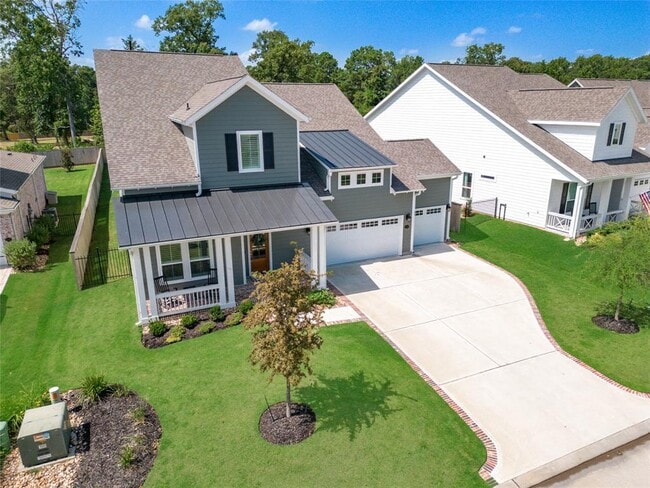 Building Photo - 2349 Goldenglade Dr