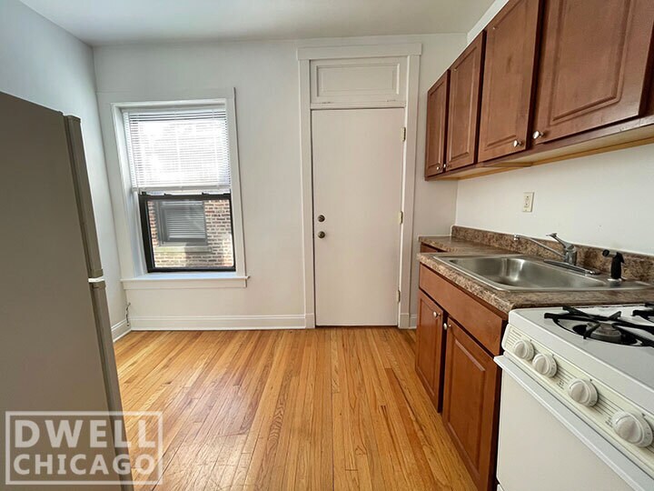 Building Photo - 2639 N Spaulding Ave