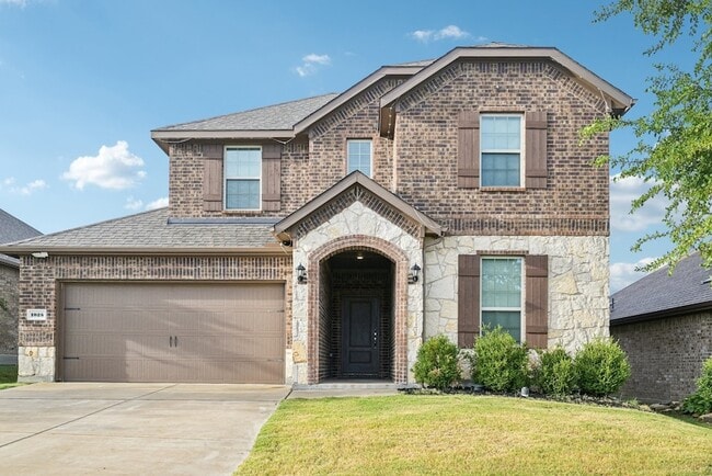 Building Photo - 1025 Indigo Ln