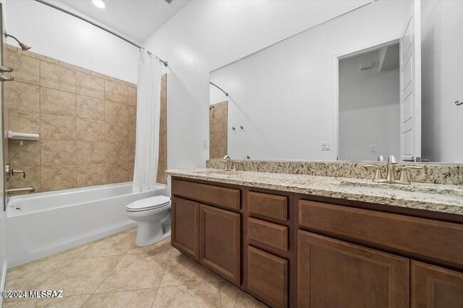 Building Photo - 10623 N Iron Peak Dr