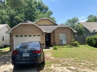 Building Photo - 193 Wright Cir