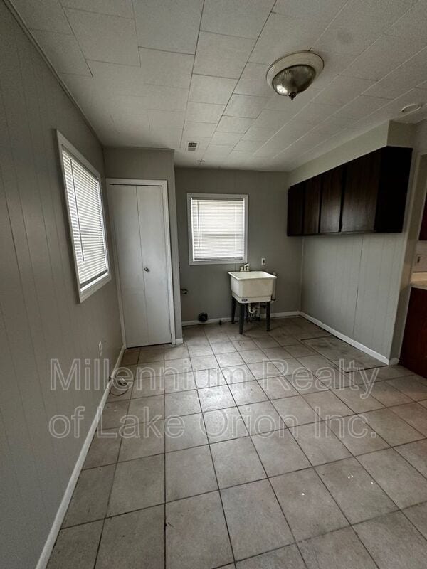 Building Photo - 20818 Atlantic Ave