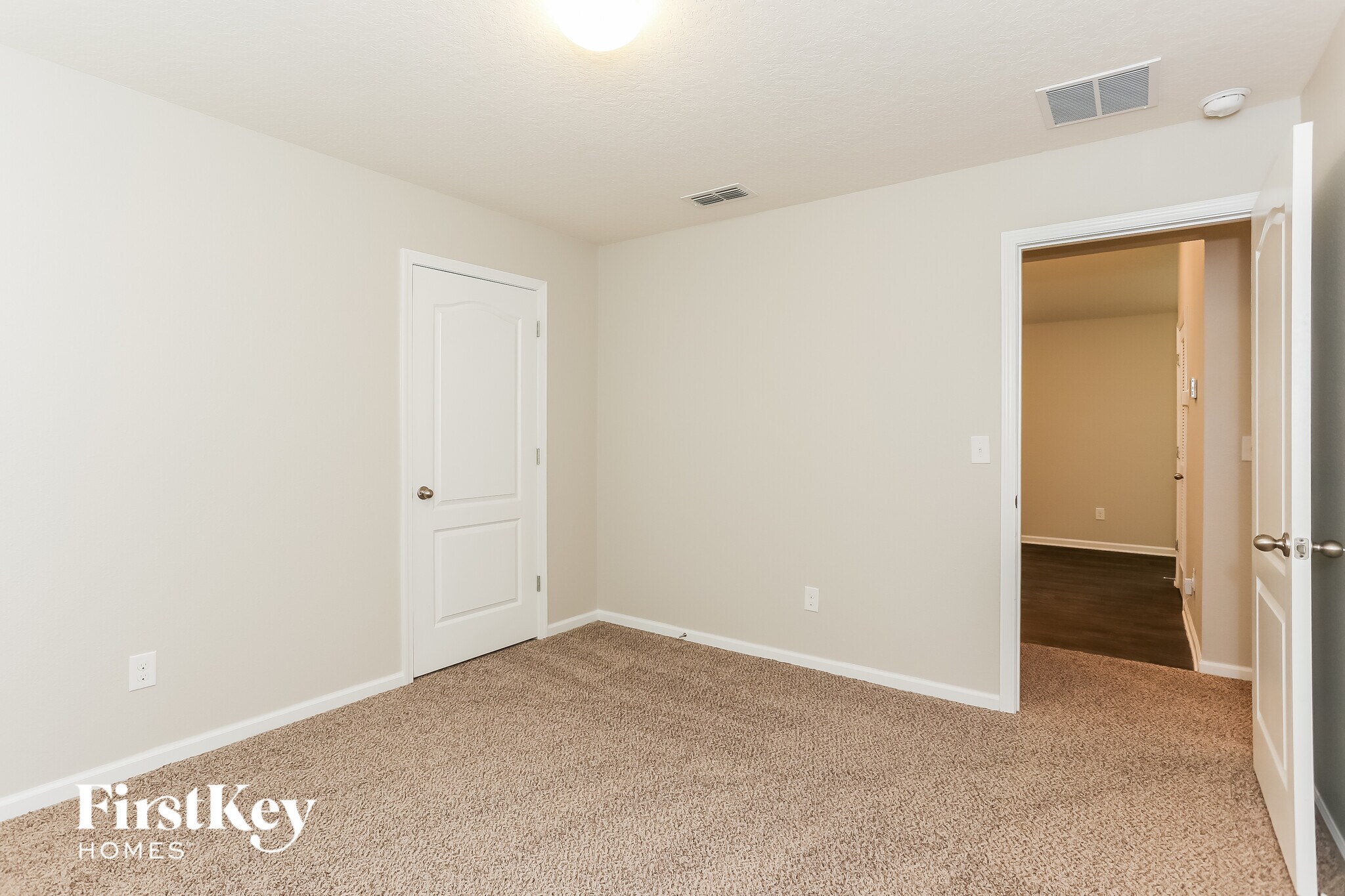 Building Photo - 9023 Kipper Dr