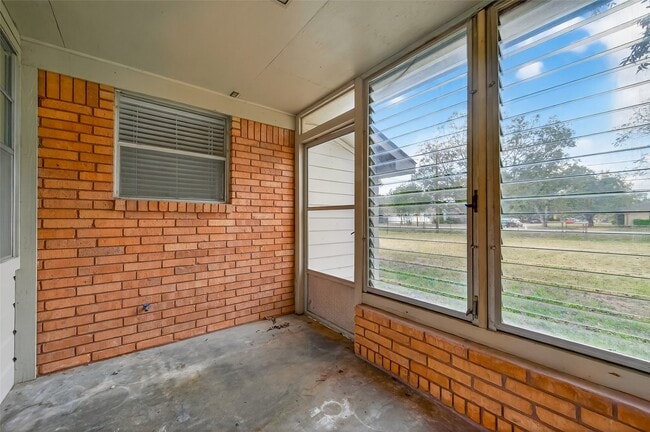 Building Photo - 1411 Mimosa Ln