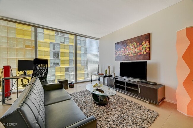 Building Photo - 3722 S Las Vegas Blvd