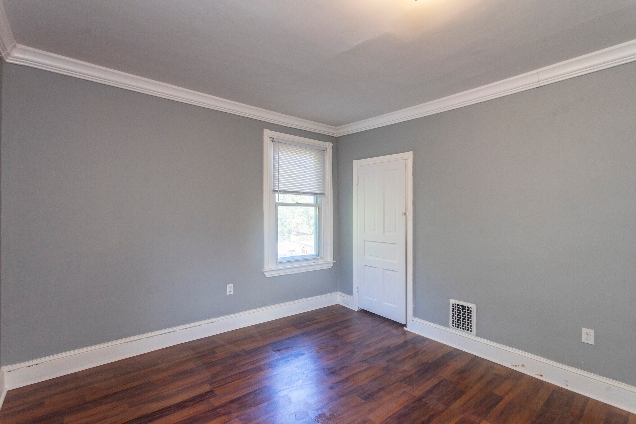 Building Photo - 133 Beecher Ave