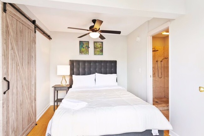 Building Photo - Luxury Midtown Private Retreat!