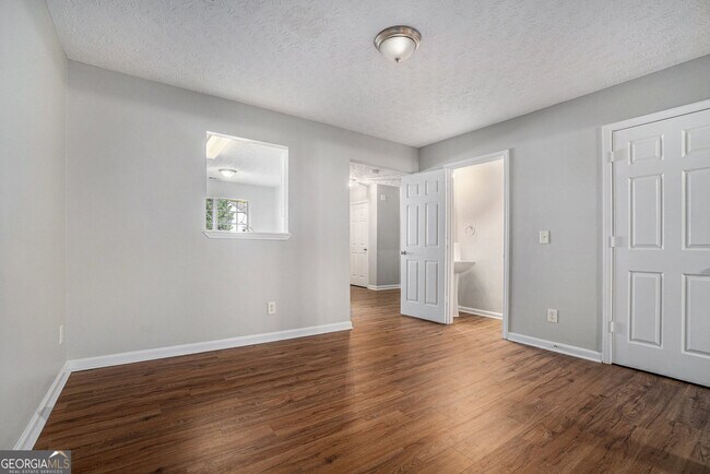 Building Photo - 3788 Waldrop Ln