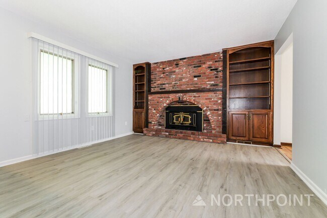Building Photo - 3 BR/2BA | Newly Renovated Single Family Home | 2-Car Covered Parking | Front yard