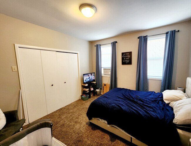 Building Photo - 3 Bedroom for Rent in Mount Joy!