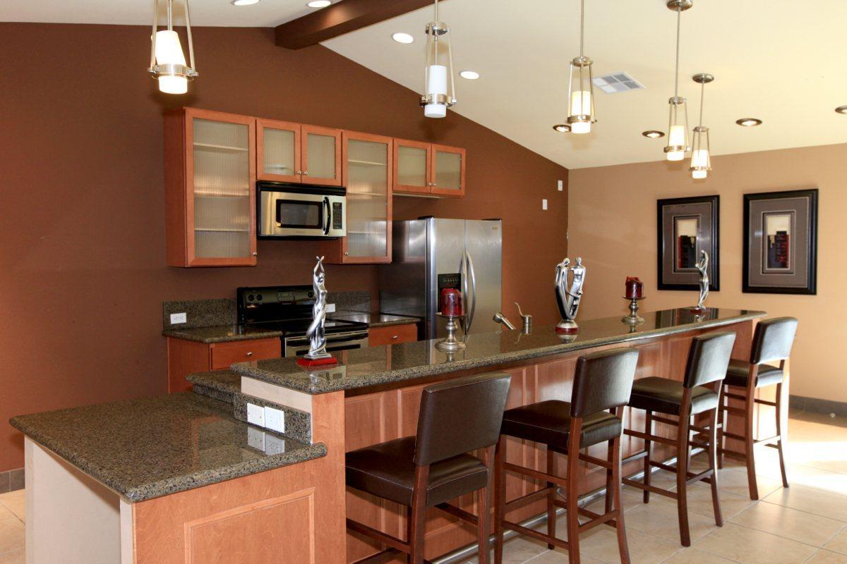 Building Photo - 210 Chambers Street