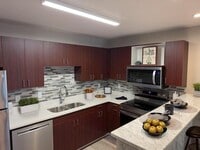 Building Photo - 3022 Forest Ln