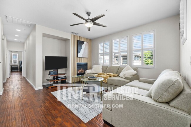 Building Photo - 506 Monet Ln