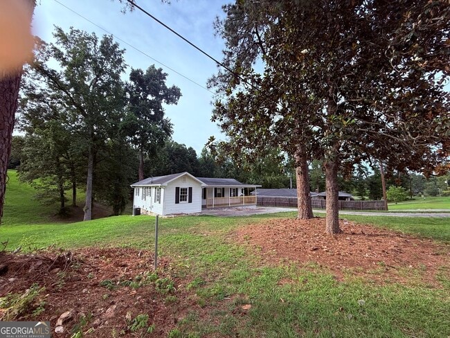 Building Photo - 6790 Queen Mill Rd SE