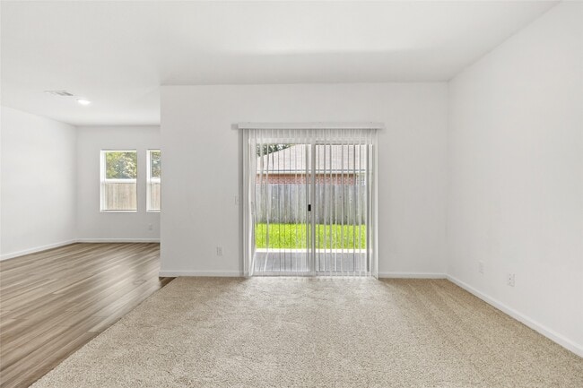 Building Photo - 3602 Admiralty Dr