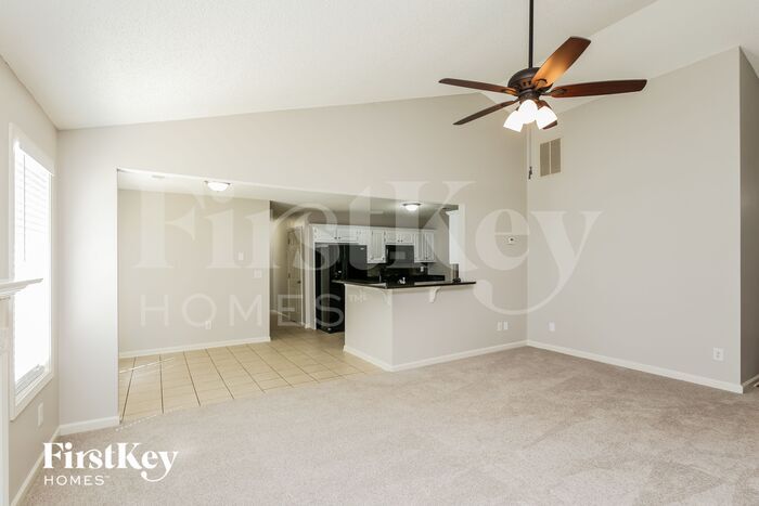 Building Photo - 1412 Red Oak Way