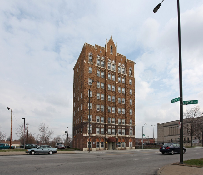 Building Photo - Mayfair Apartments