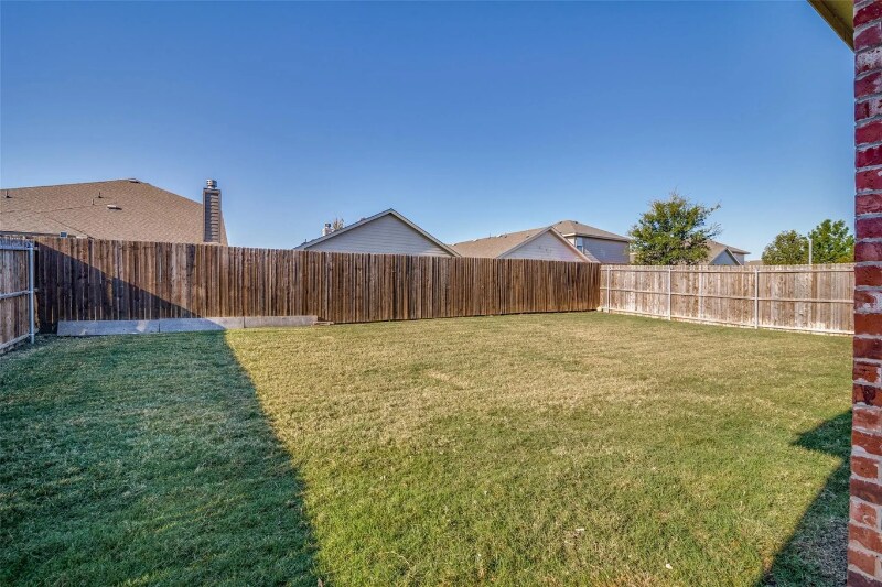 Building Photo - 1309 Basswood Ln