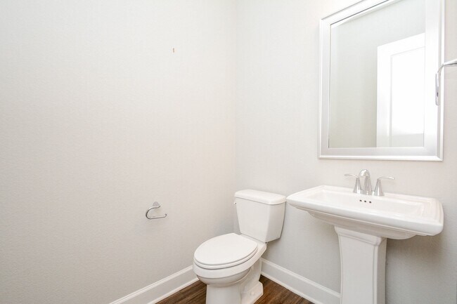 Building Photo - 2902 Tanager Trace