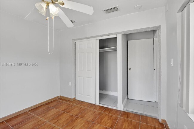 Building Photo - 2521 NW 72nd Ave