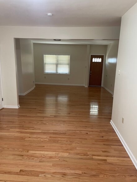Living Room - 4740 Juniper St